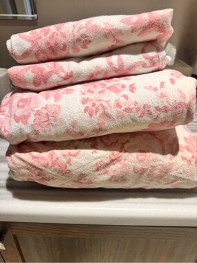 LoveShackFancy Pink and Floral Sheet Set